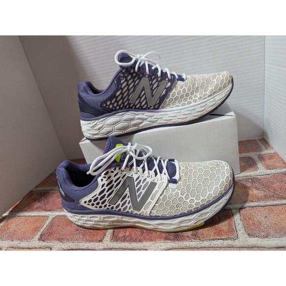 New Balance Fresh Foam Vongo v3 Women US 7.5 White Purple Running Shoes Sneakers - Picture 7 of 10